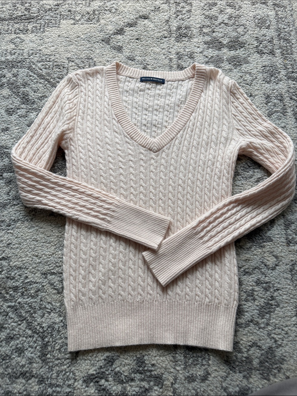 Brandy Melville Cable Knit V-Neck Sweater - Pale Pink